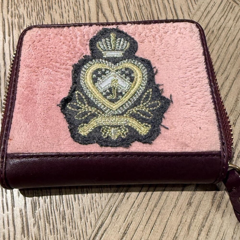 Vintage Y2K Juicy Couture Princess Pink Felt Zip Around Wallet